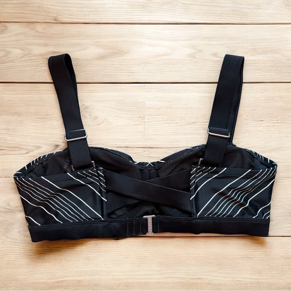 🖤 Athleta Bra-Sized Chevron Bikini Top – 34B/C 🖤 - Picture 4 of 12